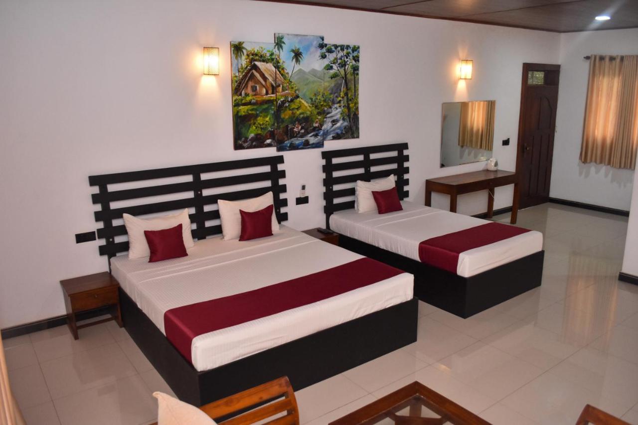 Pivisuma Dambulla Hotel Ngoại thất bức ảnh