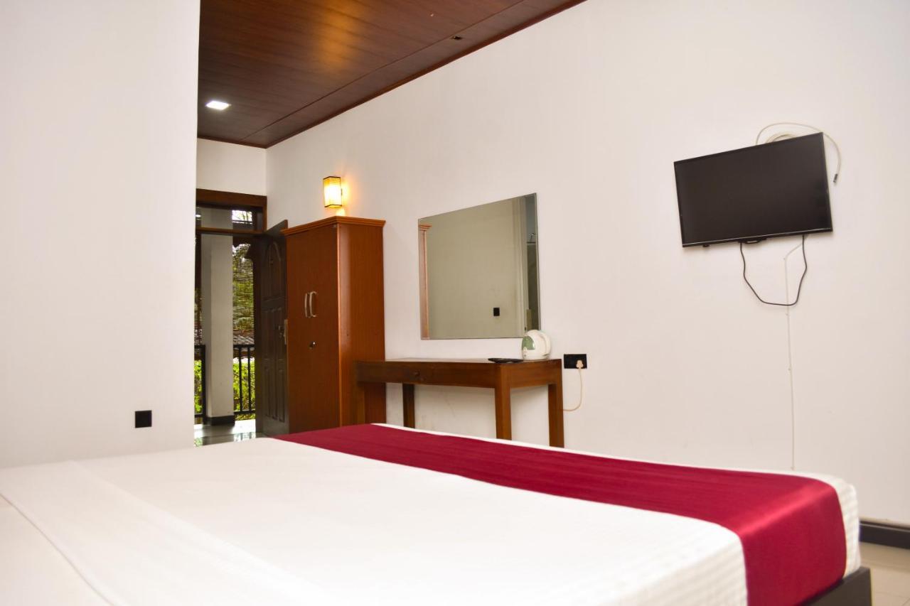 Pivisuma Dambulla Hotel Ngoại thất bức ảnh