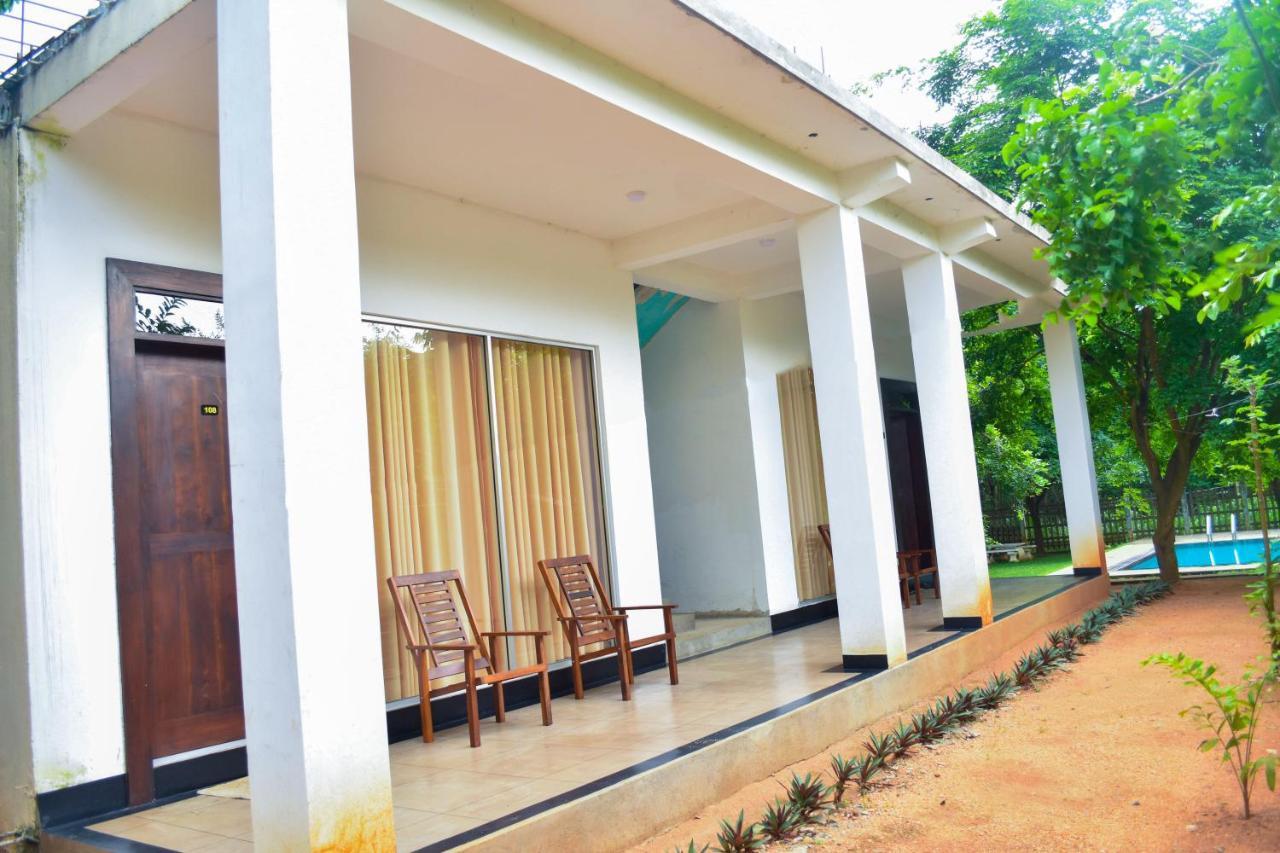 Pivisuma Lodge Dambulla Ngoại thất bức ảnh