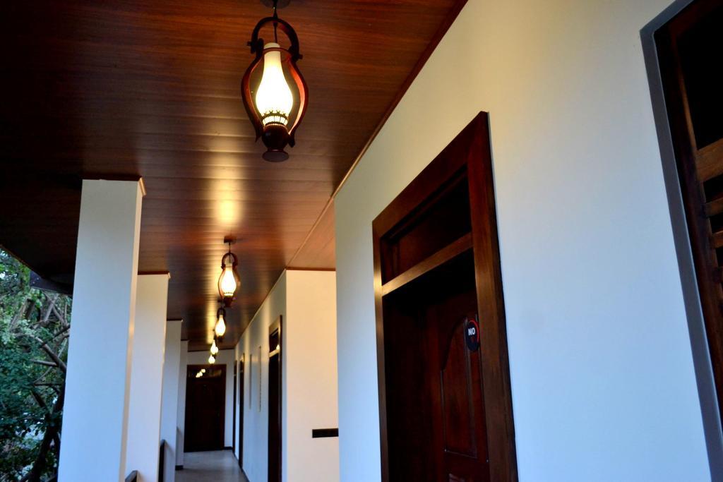 Pivisuma Lodge Dambulla Ngoại thất bức ảnh