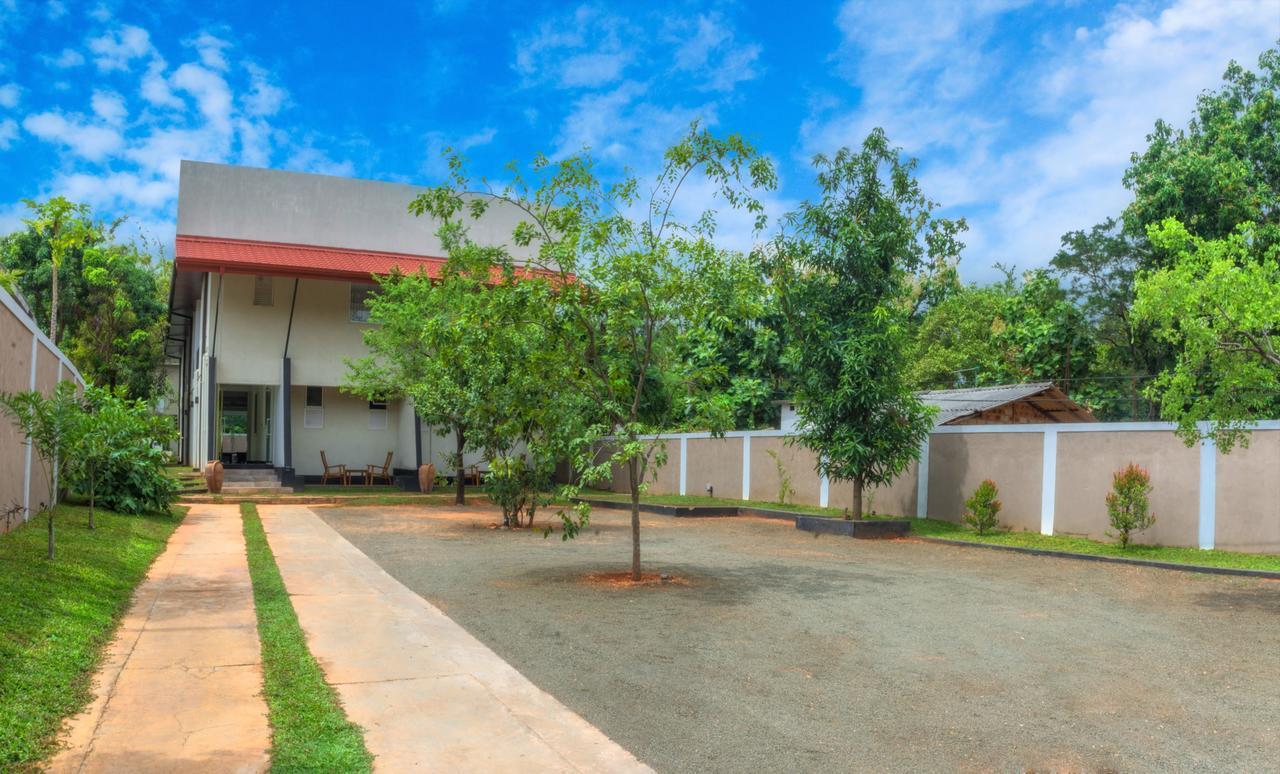 Pivisuma Lodge Dambulla Ngoại thất bức ảnh